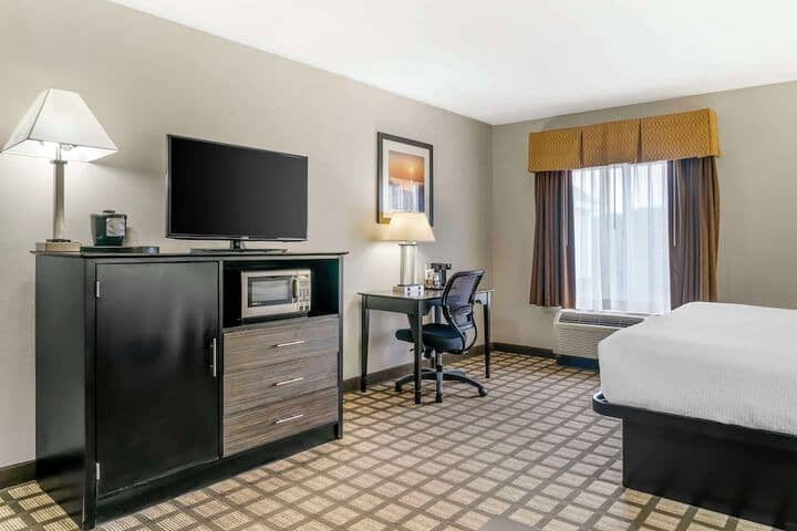 Room 13 of 46